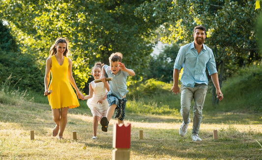 🐣 Kubb zu Ostern – Warum Wikingerschach das coolste Outdoor-Spiel fürs Osterfest ist